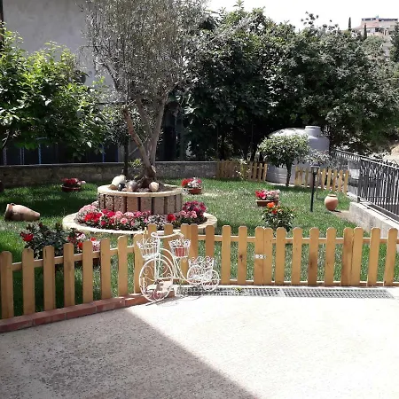 A Casa Di Simona 4* モンレアーレ