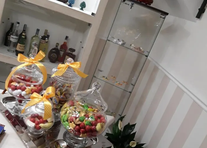 A Casa Di Simona فندق مبيت وإفطار مونريالي