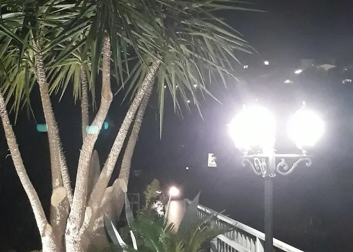 فندق مبيت وإفطار A Casa Di Simona مونريالي