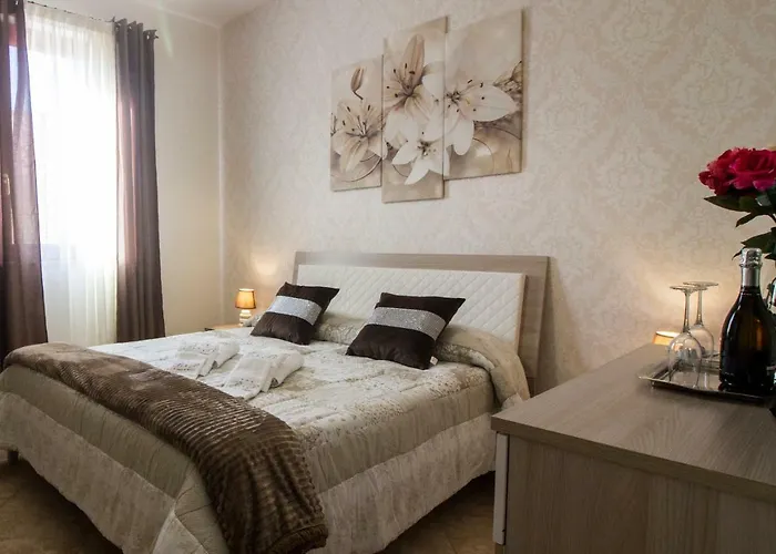 فندق مبيت وإفطار A Casa Di Simona مونريالي