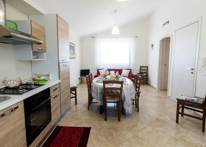 فندق مبيت وإفطار A Casa Di Simona مونريالي